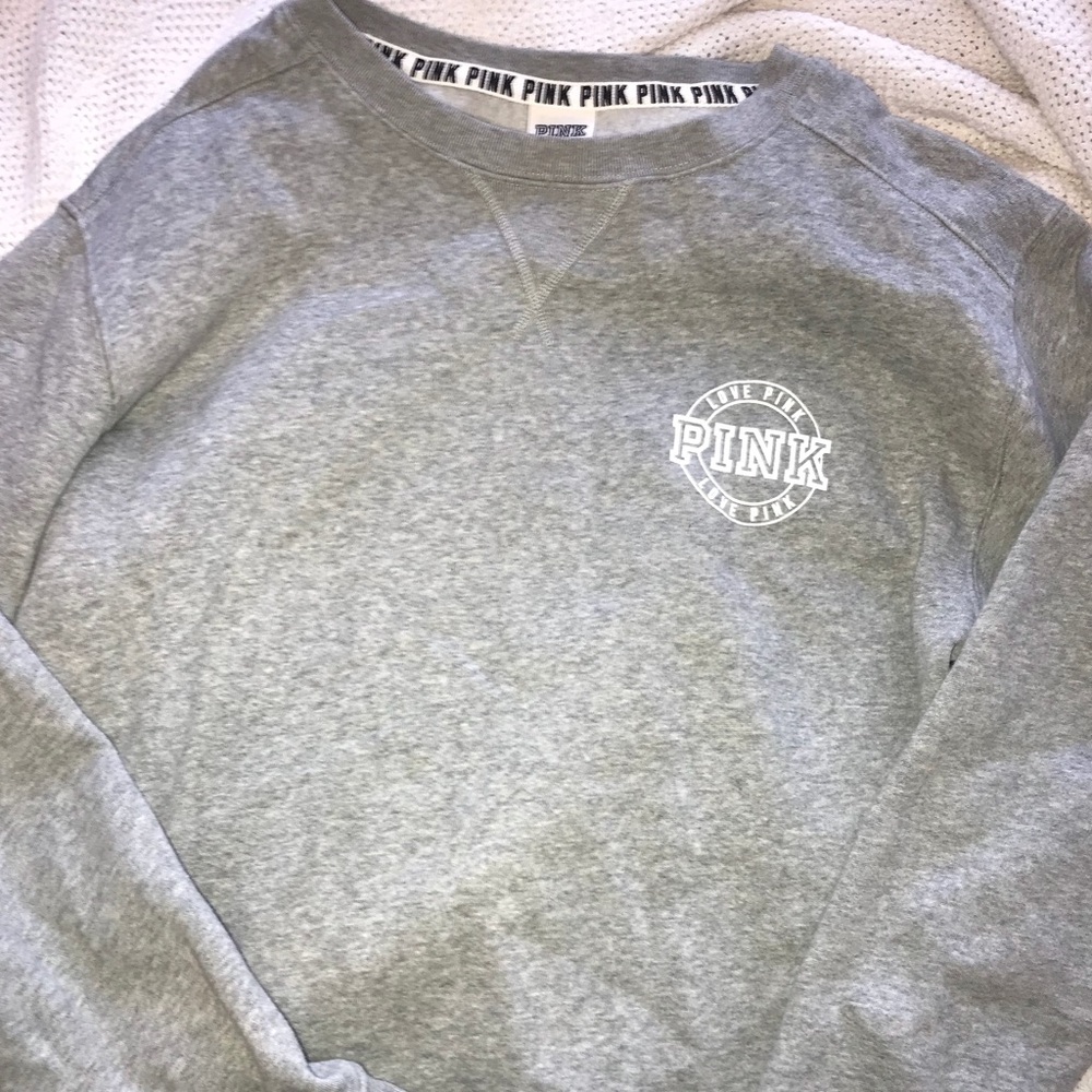 Pink crew neck sweatshirt